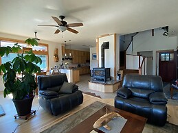 Front Row Bed and Breakfast