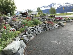 Front Row Bed and Breakfast