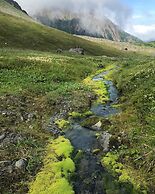 Front Row Bed and Breakfast