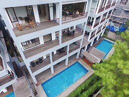 Magenta Hill View 6BR Villa with a Private Pool