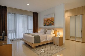 Magenta Hill View 6BR Villa with a Private Pool