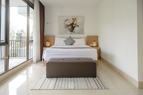 Magenta Hill View 6BR Villa with a Private Pool