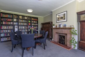 Charney Manor