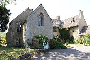 Charney Manor