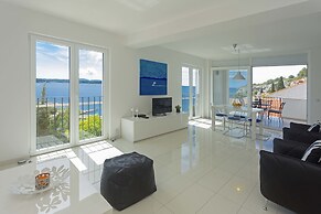 Blue Bay Residence