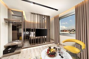 Nish Palace Exclusive Suites