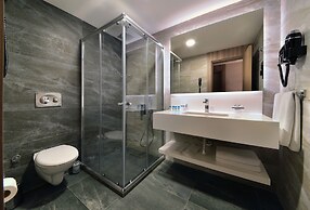 Nish Palace Exclusive Suites