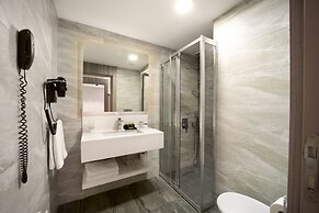 Nish Palace Exclusive Suites