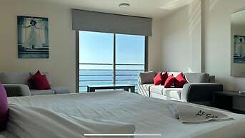 Le Six Resort Hotel
