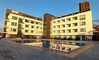 Le Six Resort Hotel
