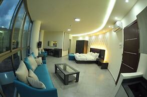 Le Six Resort Hotel