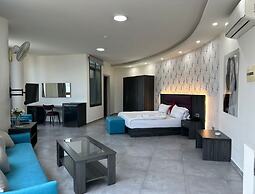 Le Six Resort Hotel