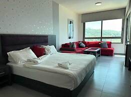 Le Six Resort Hotel
