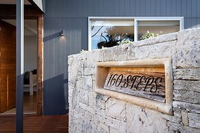 160 Steps from Yallingup Beach