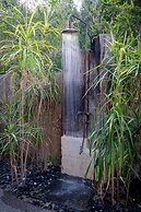 160 Steps from Yallingup Beach