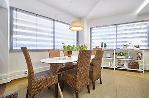 Chloe Boutique Apartments