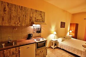 Ventoura Studios & Apartments