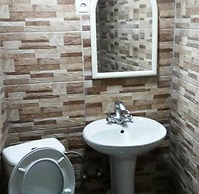 Vareron Hostel