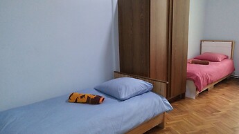 Vareron Hostel