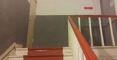 Vareron Hostel