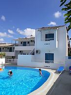 Kalimera Studios and Apartments