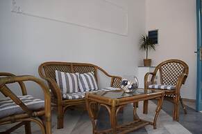 Kalimera Studios and Apartments