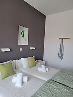 Kalimera Studios and Apartments