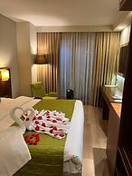 The White Orient Hotel