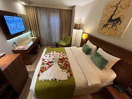 The White Orient Hotel