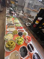 The White Orient Hotel