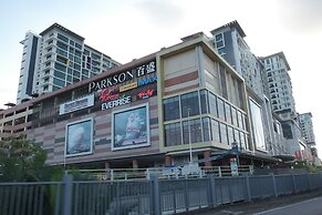 Natol Homestay - LA Tabuan Jaya