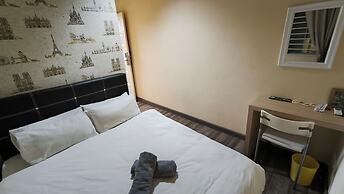 Natol Homestay - LA Tabuan Jaya