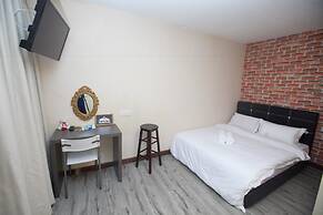 Natol Homestay - Paris BDC