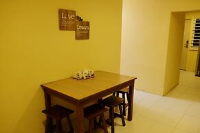 Natol Homestay - Paris BDC