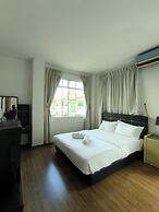 Natol Homestay - Kuching Home Penthouse Airport Road
