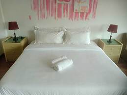 Natol Homestay - Kuching Home Penthouse Airport Road