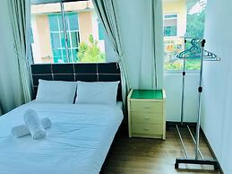 Natol Homestay - Kuching Home Penthouse Airport Road