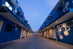 Hotel DreamWorld Las Pinas