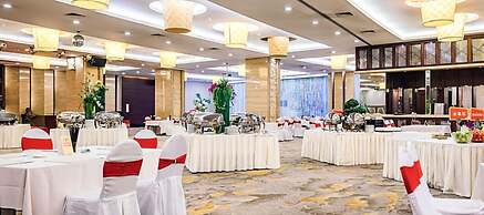 Vaya International Hotel