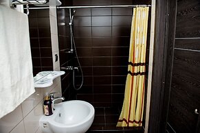 Hotel Plus