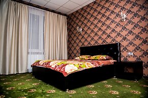 Hotel Plus