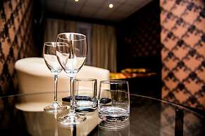 Hotel Plus
