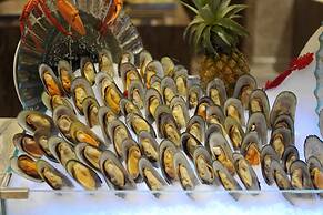 Fuzhou Lakeside Hotel