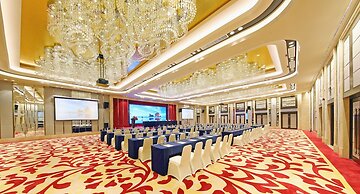 Fuzhou Lakeside Hotel