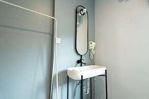 Bedspread Hostel - Adults Only