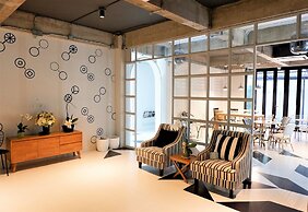 Bedspread Hostel - Adults Only