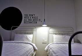 Bedspread Hostel - Adults Only