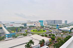 CondoDeal at Sea Residences