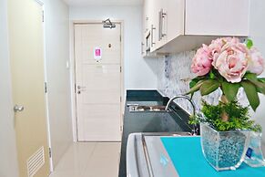 CondoDeal at Sea Residences