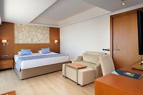 Armas Life Belek